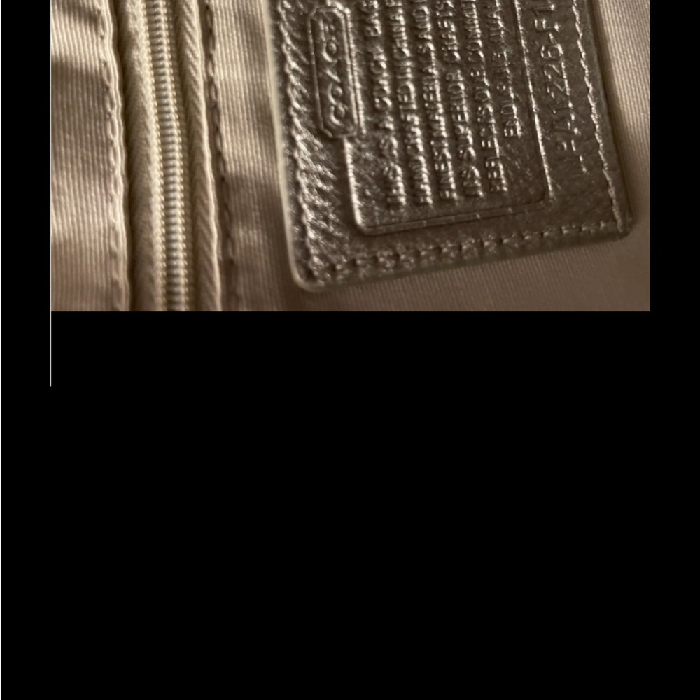 Coach pocketbook-Authentic - Picture 5 of 6